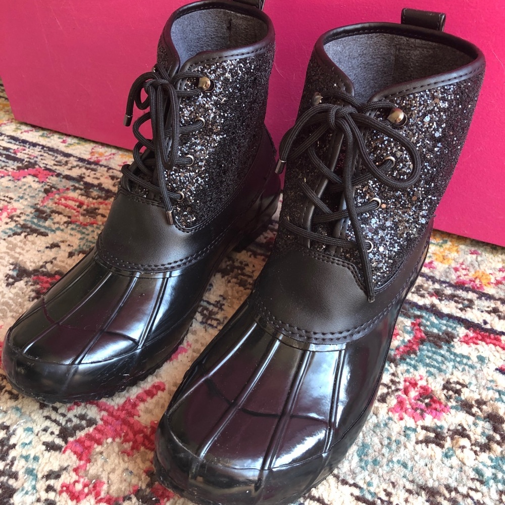 Gianni bini duck boots size 11